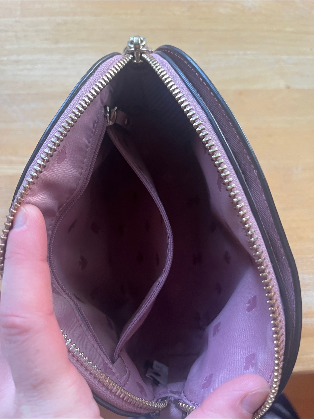 Kate Spade dome handbag, rose blush leather crossbody with silver chain - Picture 3 of 6